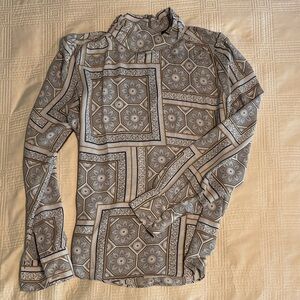 Ann Taylor Gray and Cream Geometric Blouse